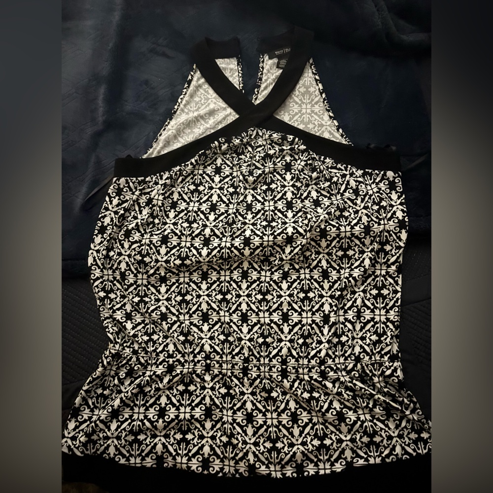 🙌 2 /$10 Sale Item! WHBM Women's Large Keyhole Halter Top Black White -Sexy!